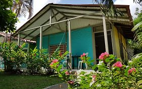 Cabanas Los Almendros